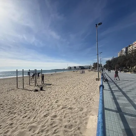 Playa Del Postiguet Y Centro 2 By Turihome Alicante